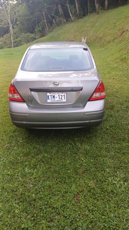 2014 Nissan Tiida - foto 3