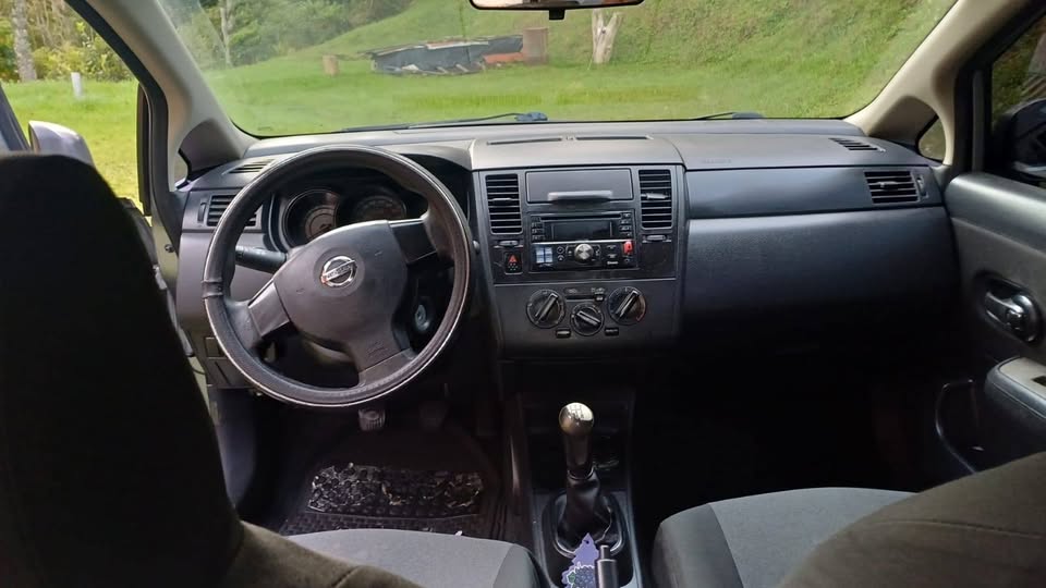 2014 Nissan Tiida - foto 5