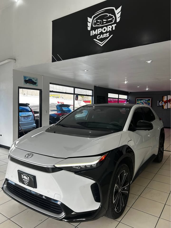 2023 Toyota bZ4X - foto 2