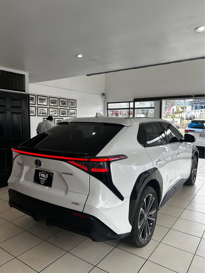 2023 Toyota bZ4X - foto 4