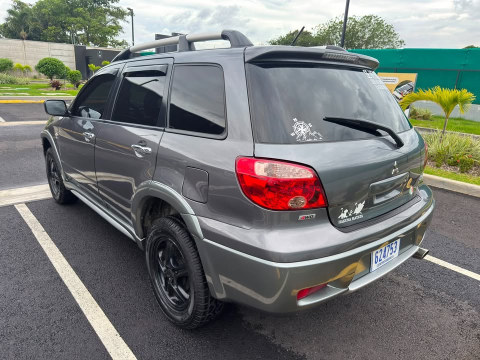 2006 Mitsubishi Outlander - foto 4