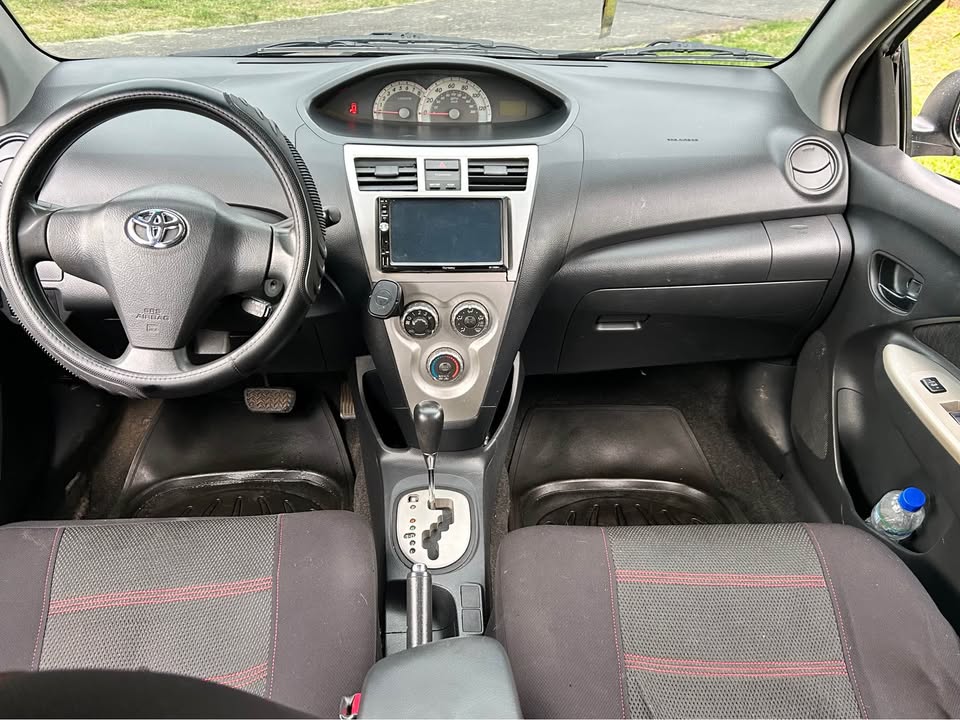 2007 Toyota Yaris - foto 2