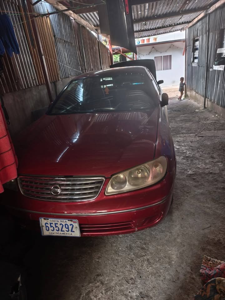 2001 Nissan Almera - foto 2