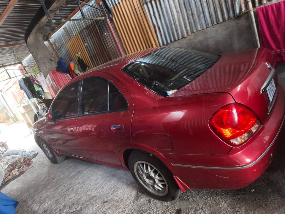 2001 Nissan Almera - foto 3