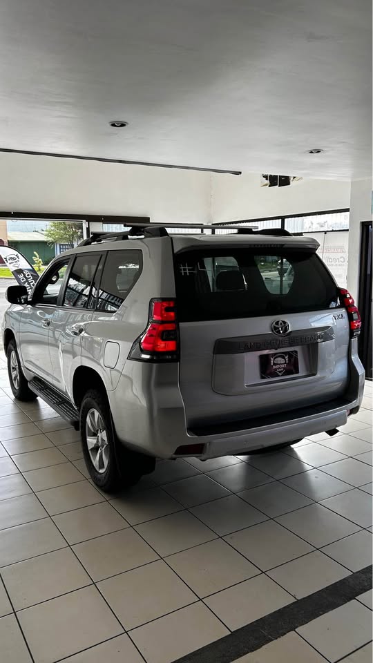 2023 Toyota Prado - foto 4