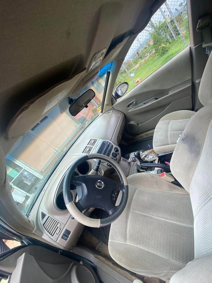 2003 Nissan Altima - foto 2