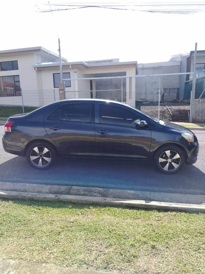 2007 Toyota Yaris - foto 4