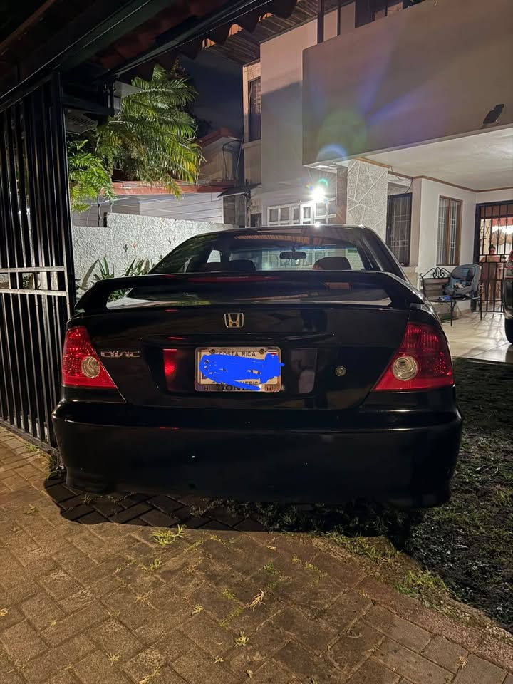 2004 Honda Civic - foto 2