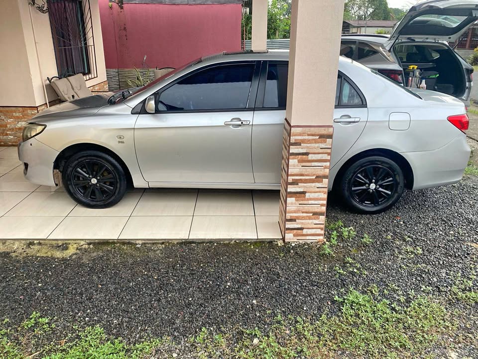 2016 BYD F3 - foto 3