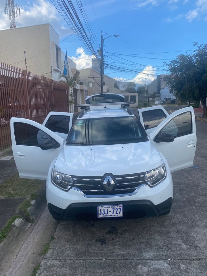 2022 Renault Duster - foto 2
