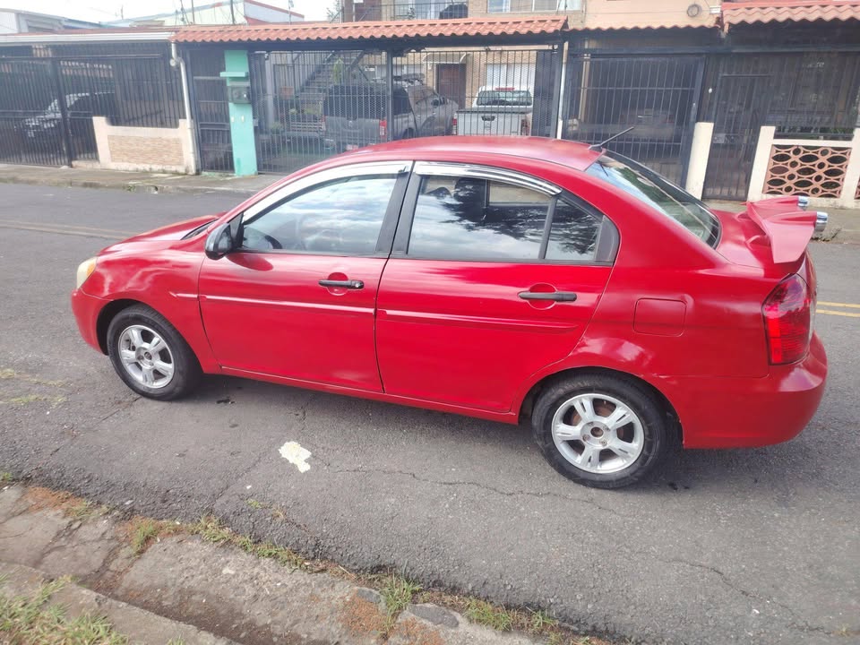 2009 Hyundai Accent - foto 3