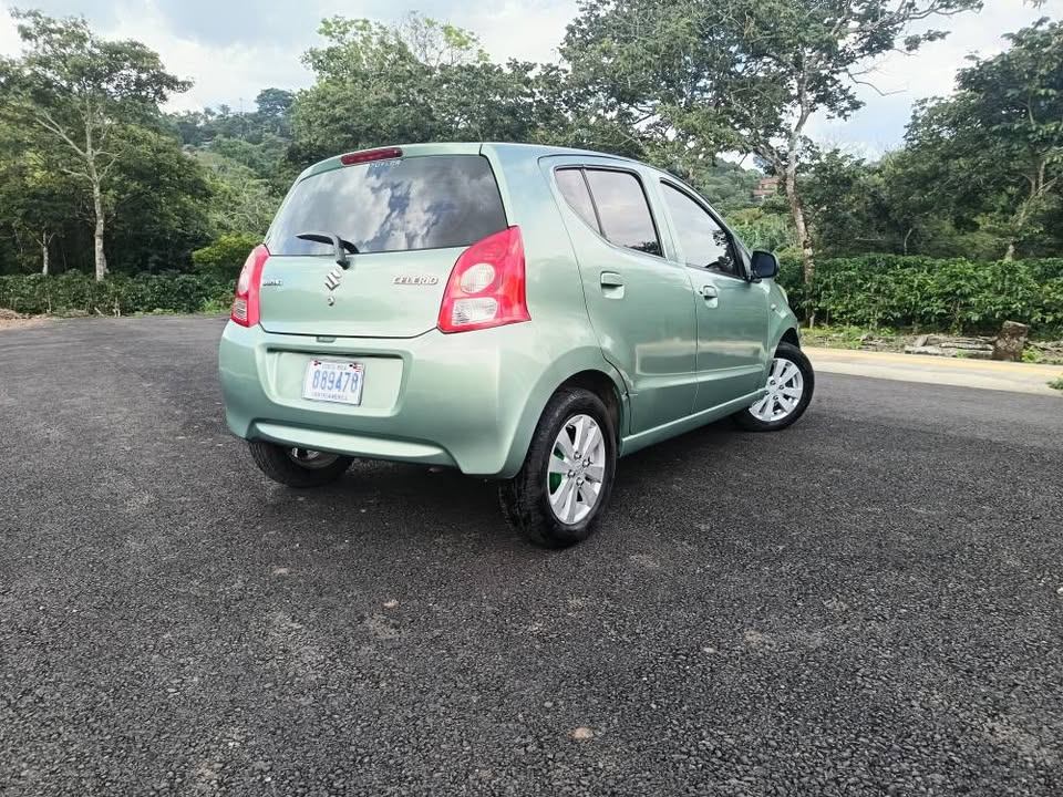 2012 Suzuki Celerio - foto 2