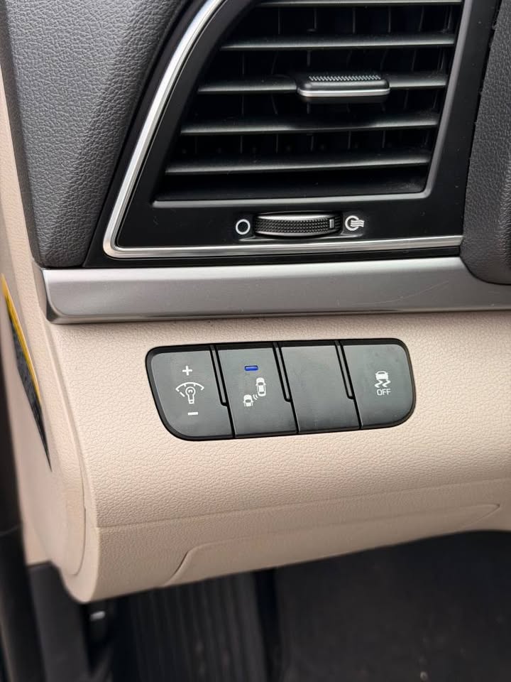 2017 Hyundai Elantra - foto 5