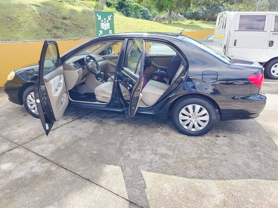 2005 Toyota Corolla - foto 3