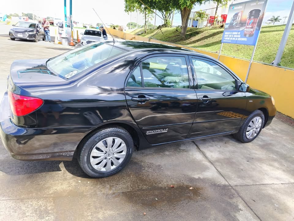 2005 Toyota Corolla - foto 4