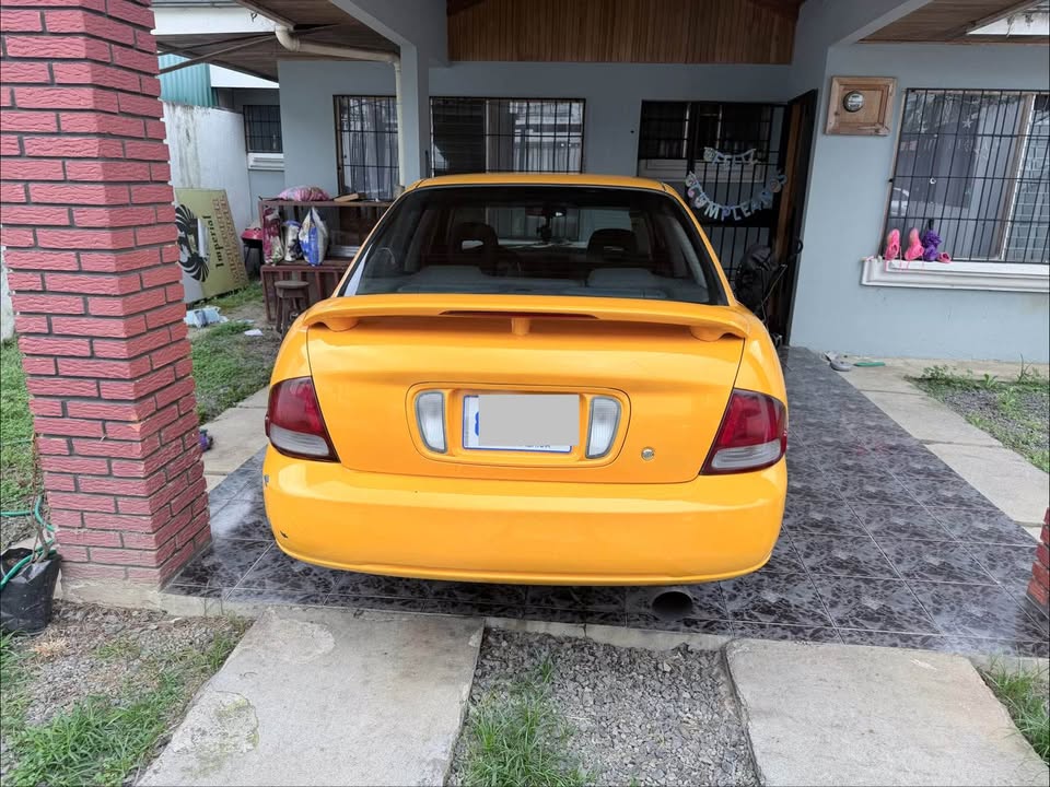 2003 Nissan Sentra - foto 3
