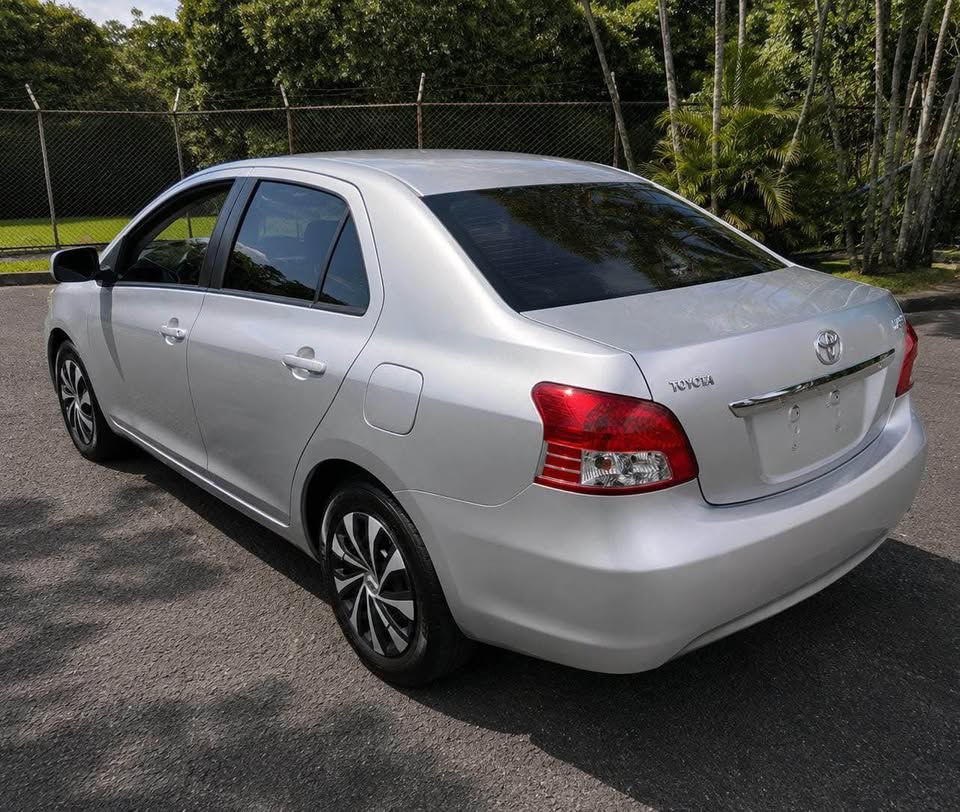 2008 Toyota Yaris - foto 3