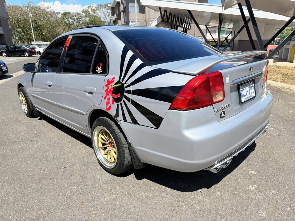 2002 Honda Civic - foto 2