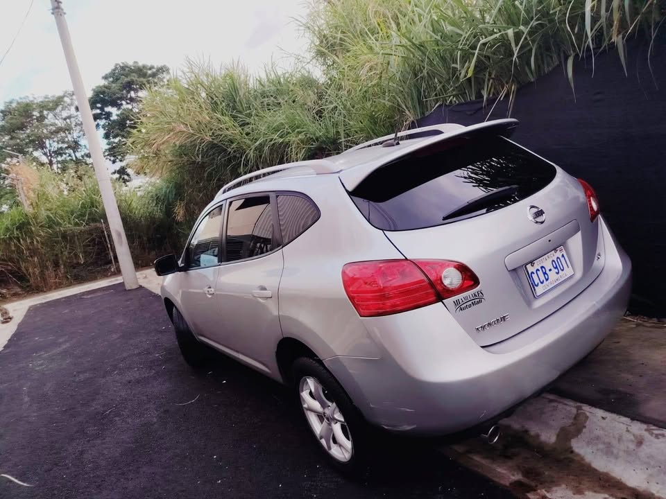 2009 Nissan Rogue - foto 3
