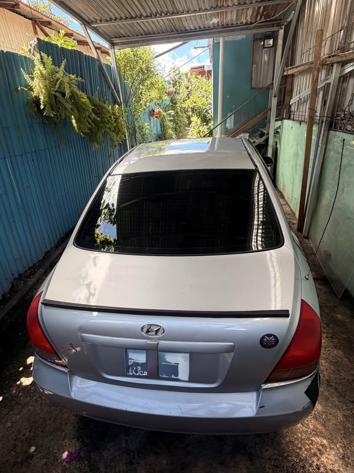 2003 Hyundai Elantra - foto 3