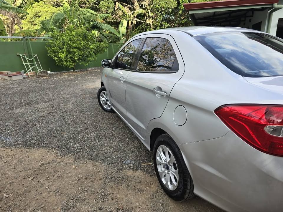 2017 Ford Figo - foto 4