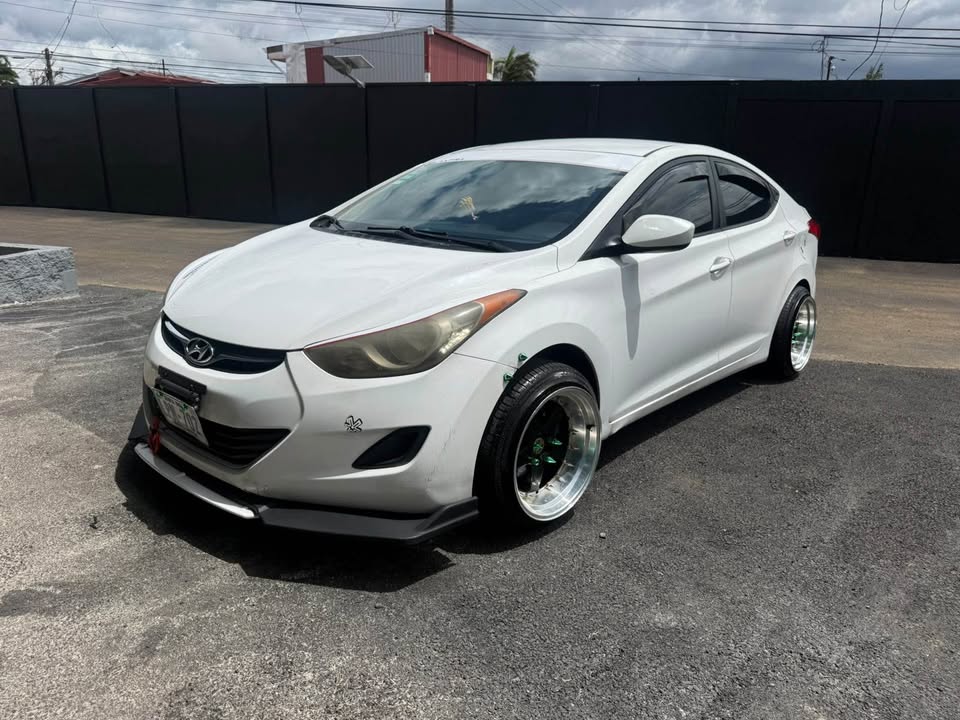 2011 Hyundai Elantra - foto 2