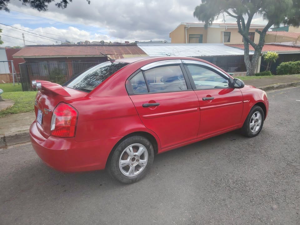 2009 Hyundai Accent - foto 3