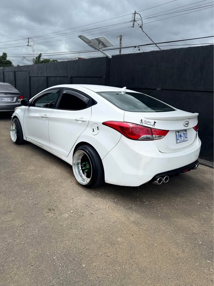 2011 Hyundai Elantra - foto 3