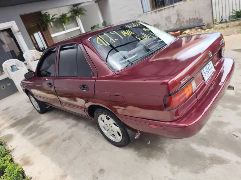 1994 Nissan Sentra - foto 4