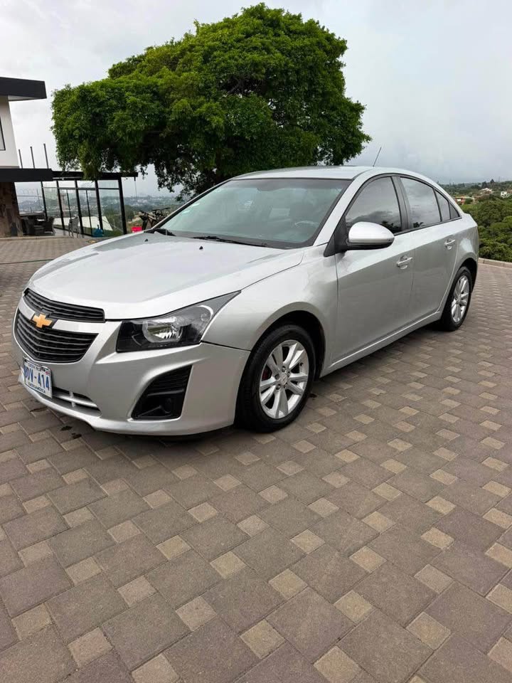 2013 Chevrolet Cruze - foto 2