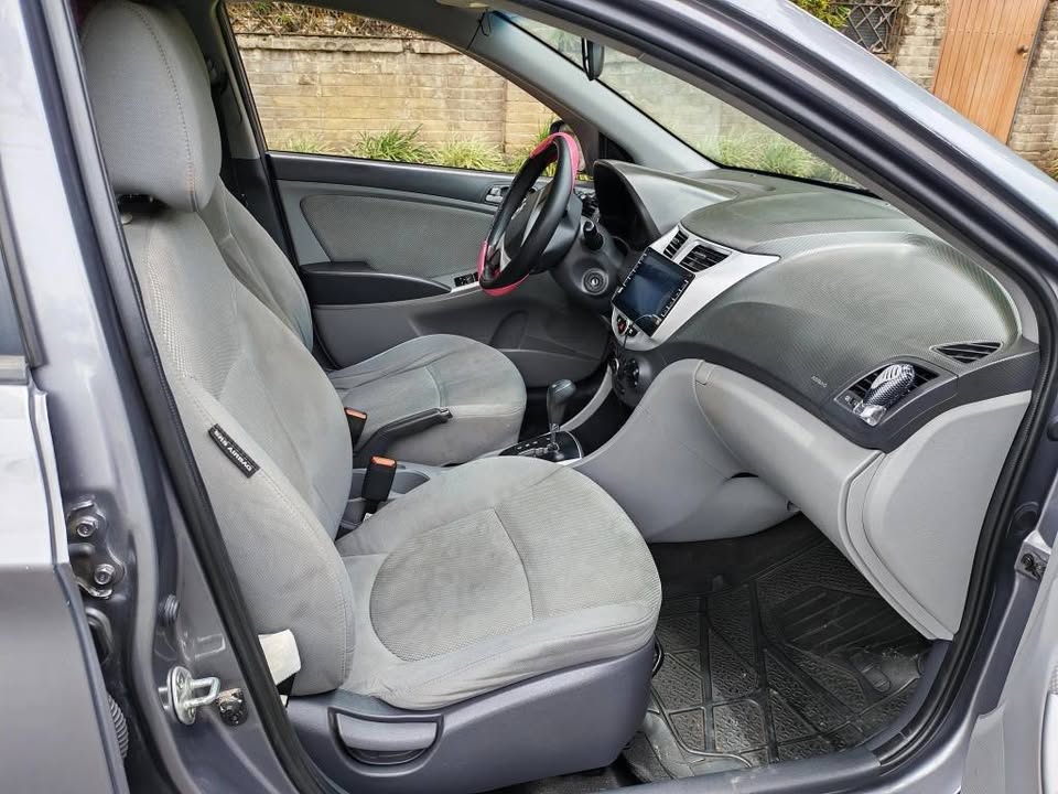 2013 Hyundai Accent - foto 4