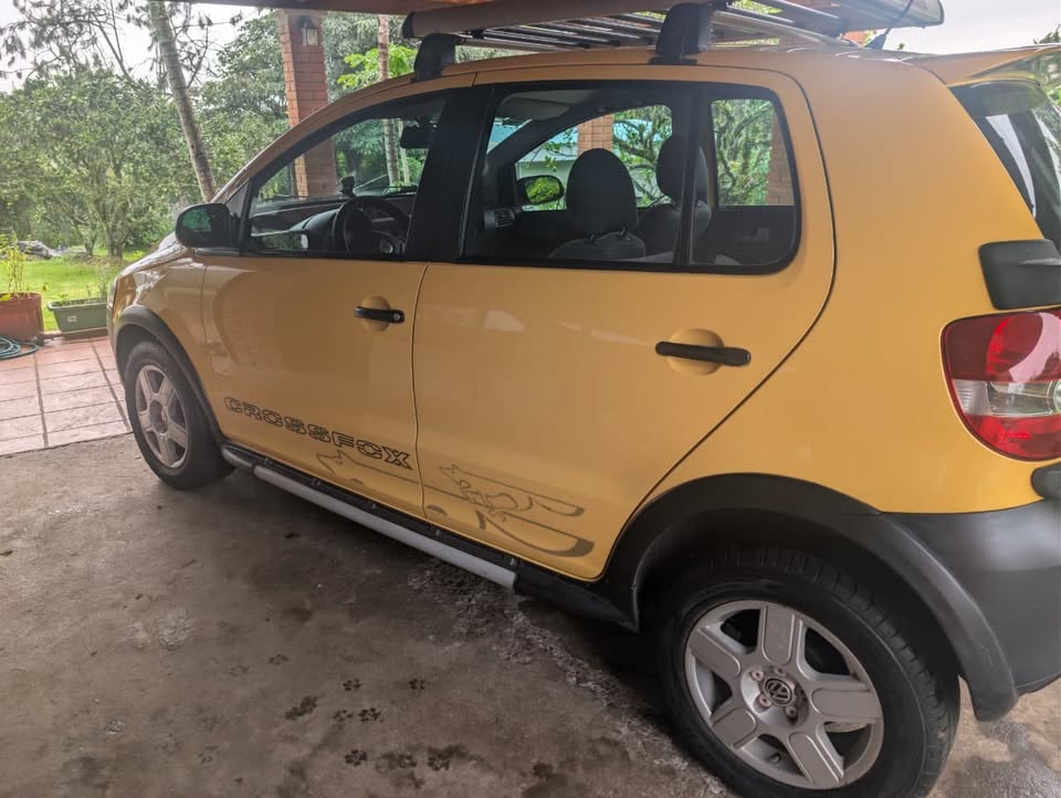 2009 Volkswagen CrossFox - foto 4