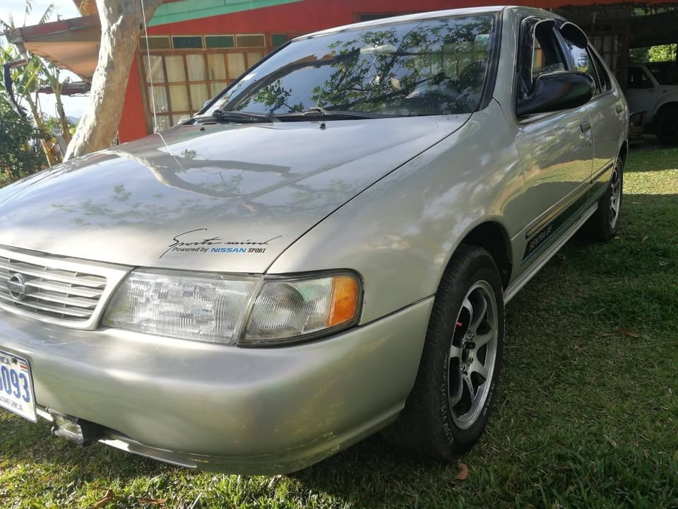 1997 Nissan Sentra - foto 3