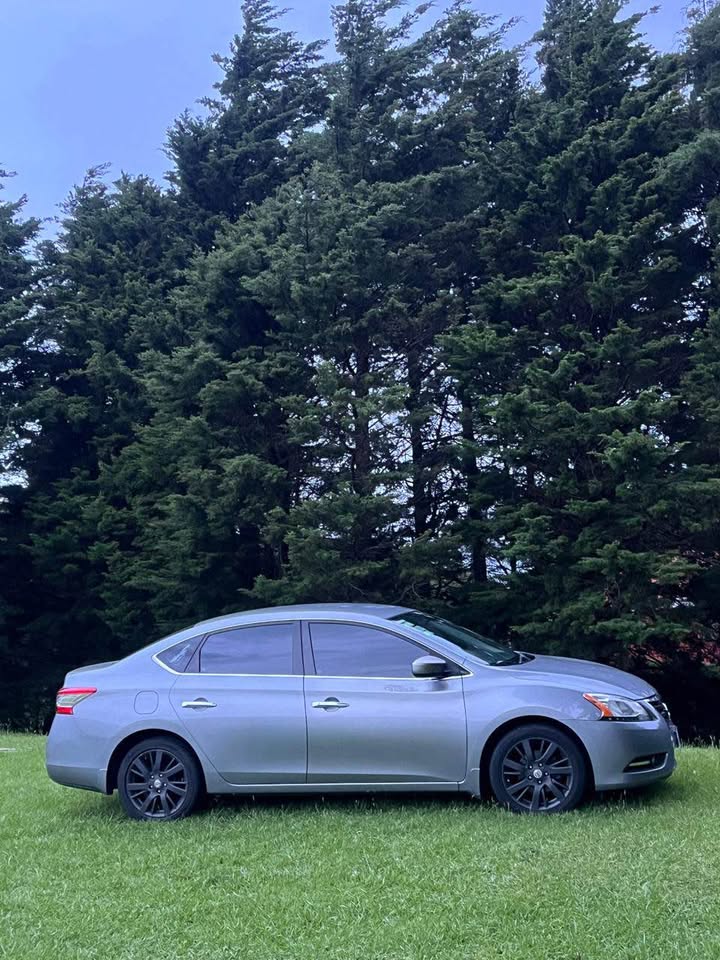 2014 Nissan Sentra - foto 2