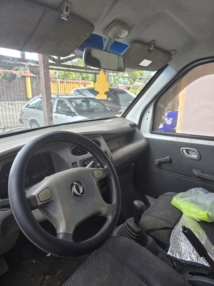 2004 Nissan Other - foto 3