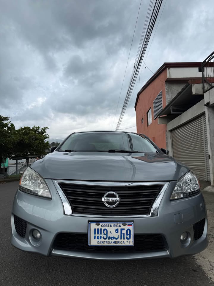 2015 Nissan Sentra - foto 4