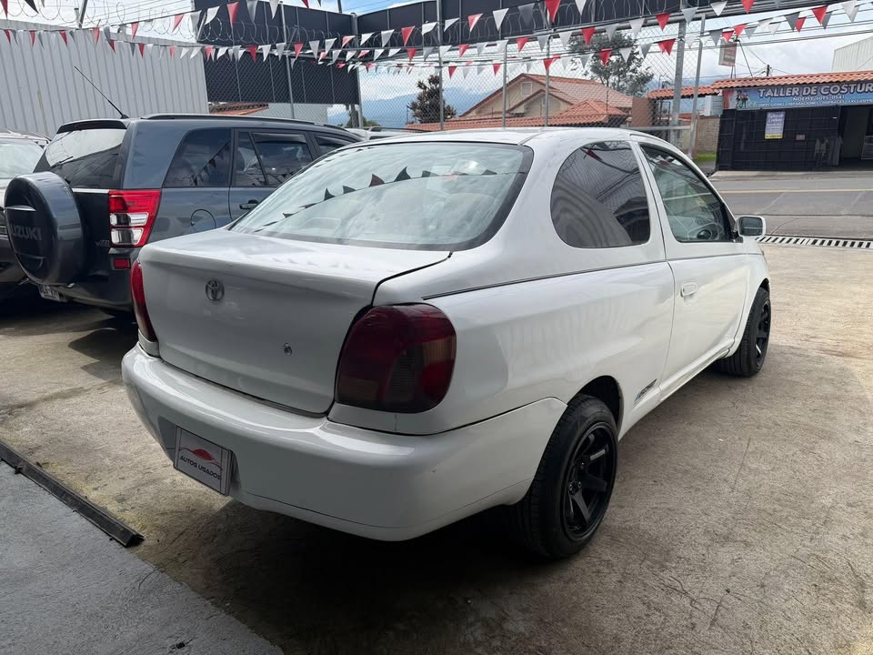 2000 Toyota Yaris - foto 4