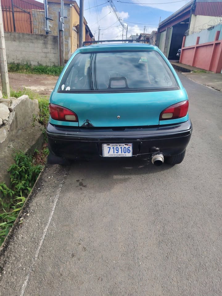 1996 Geo Metro - foto 4