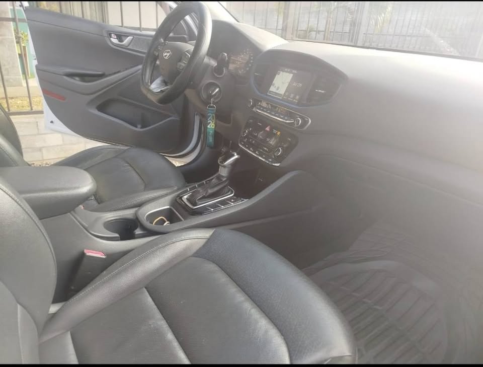2016 Hyundai Ioniq - foto 2