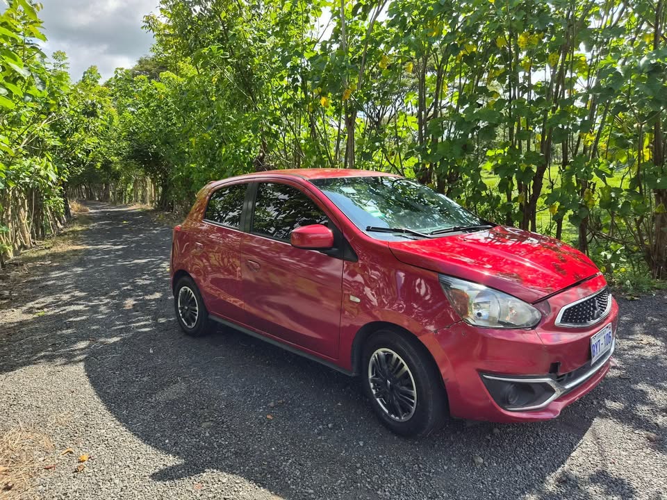 2019 Mitsubishi Mirage - foto 2