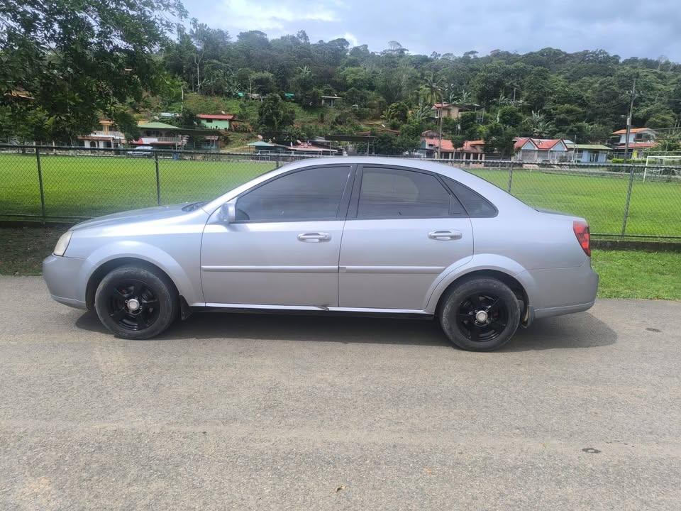 2006 Chevrolet Optra - foto 2