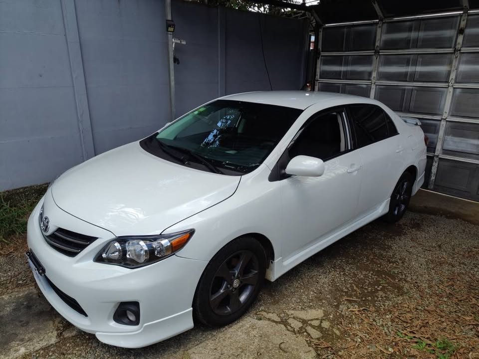 2012 Toyota Corolla - foto 3