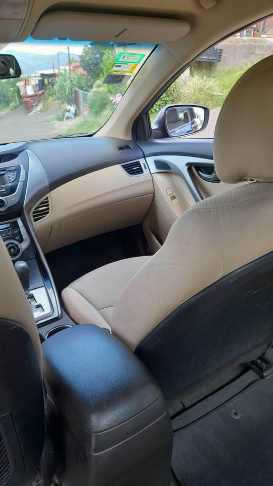 2013 Hyundai Elantra - foto 3