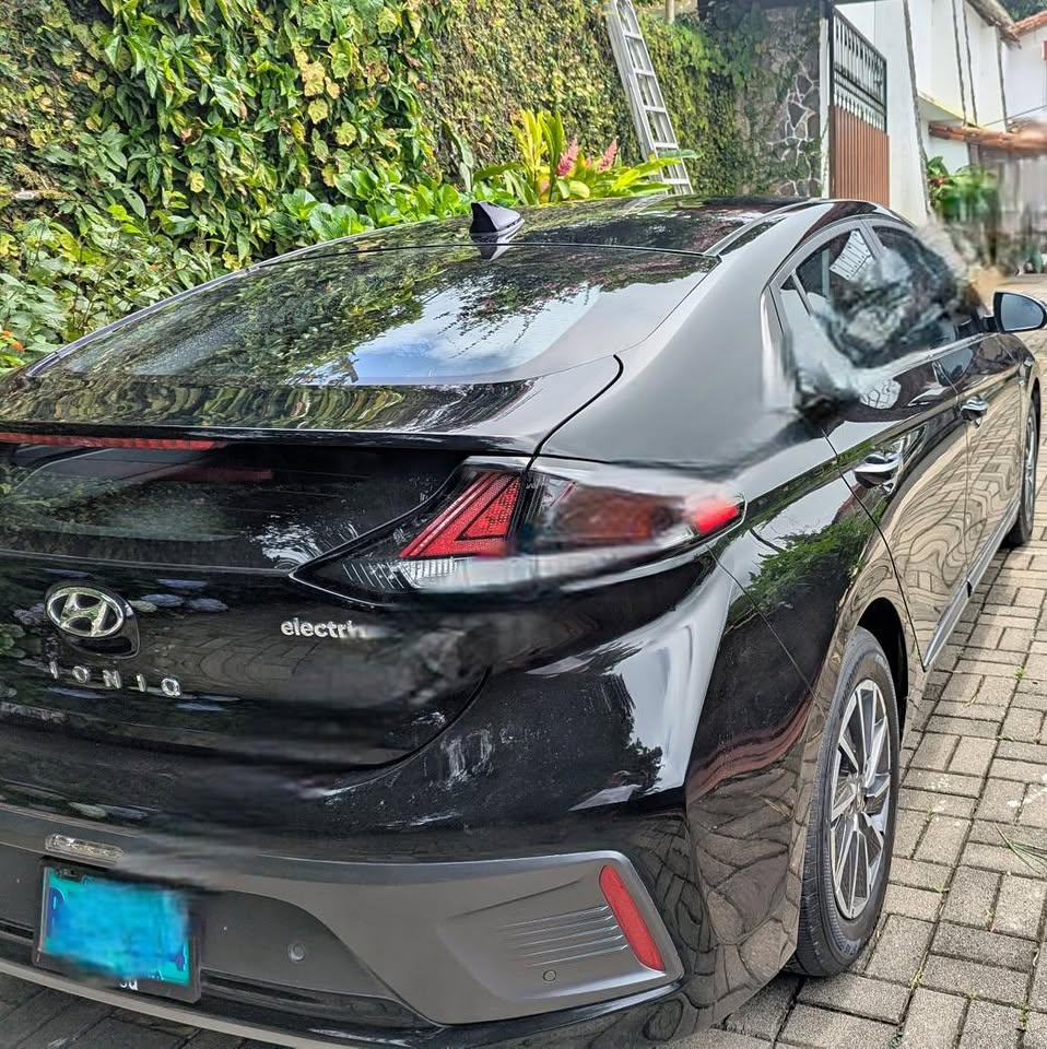 2020 Hyundai Ioniq