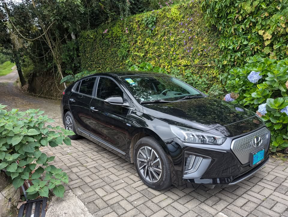 2020 Hyundai Ioniq - foto 3