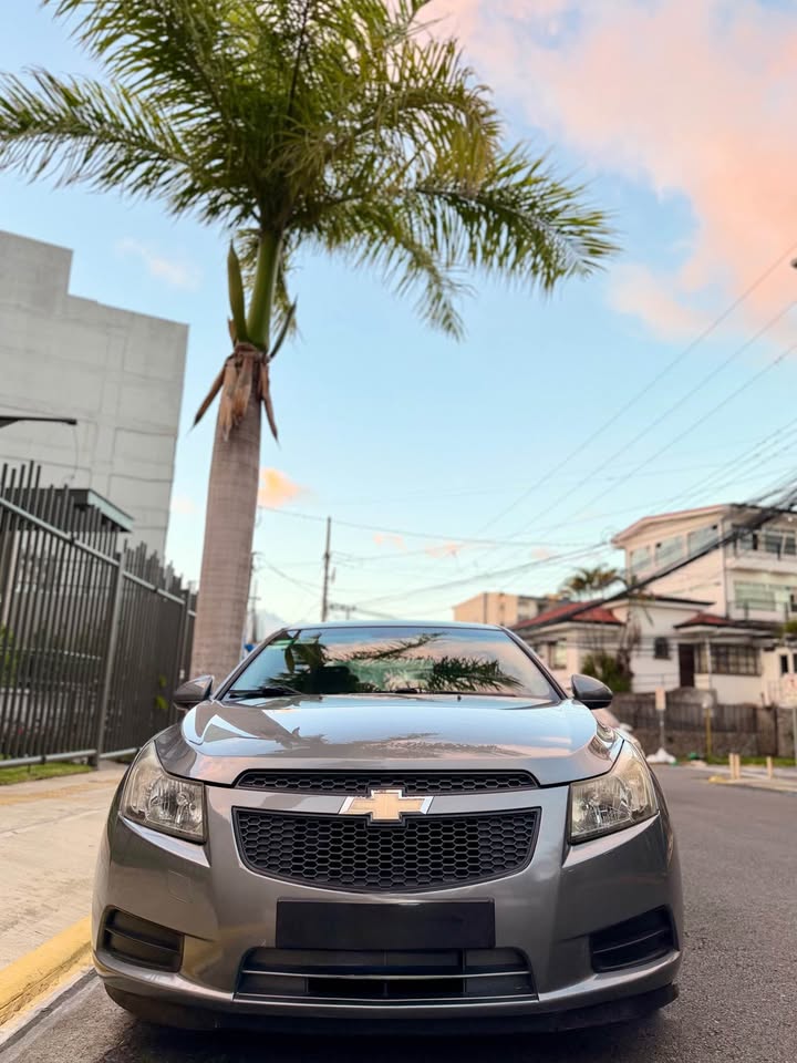 2011 Chevrolet Cruze - foto 2
