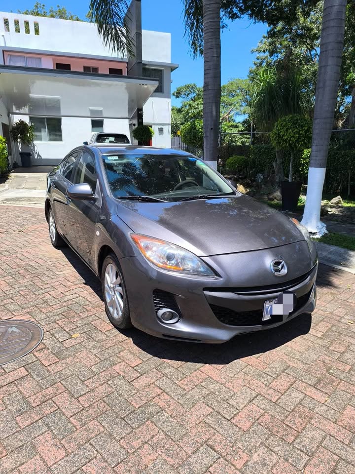 2013 Mazda Mazda3 - foto 2