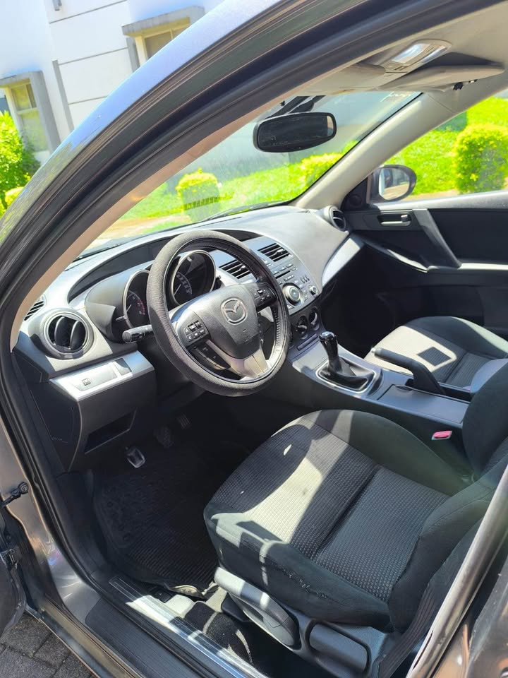 2013 Mazda Mazda3 - foto 5