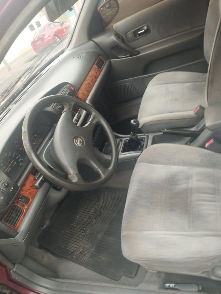 1993 Nissan Altima - foto 3