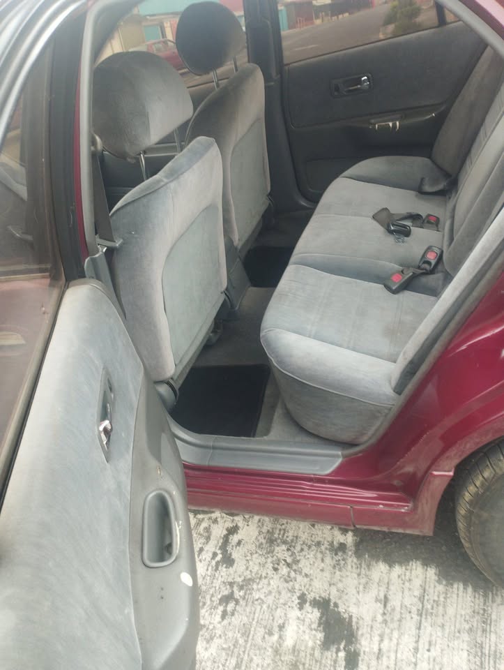 1993 Nissan Altima - foto 4